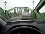 Ucpaný most cez Dunaj v Komárne.