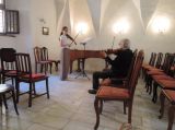 Prof. Michalica so svojou žiačkou. Prof. Michalica so svojou žiačkou.